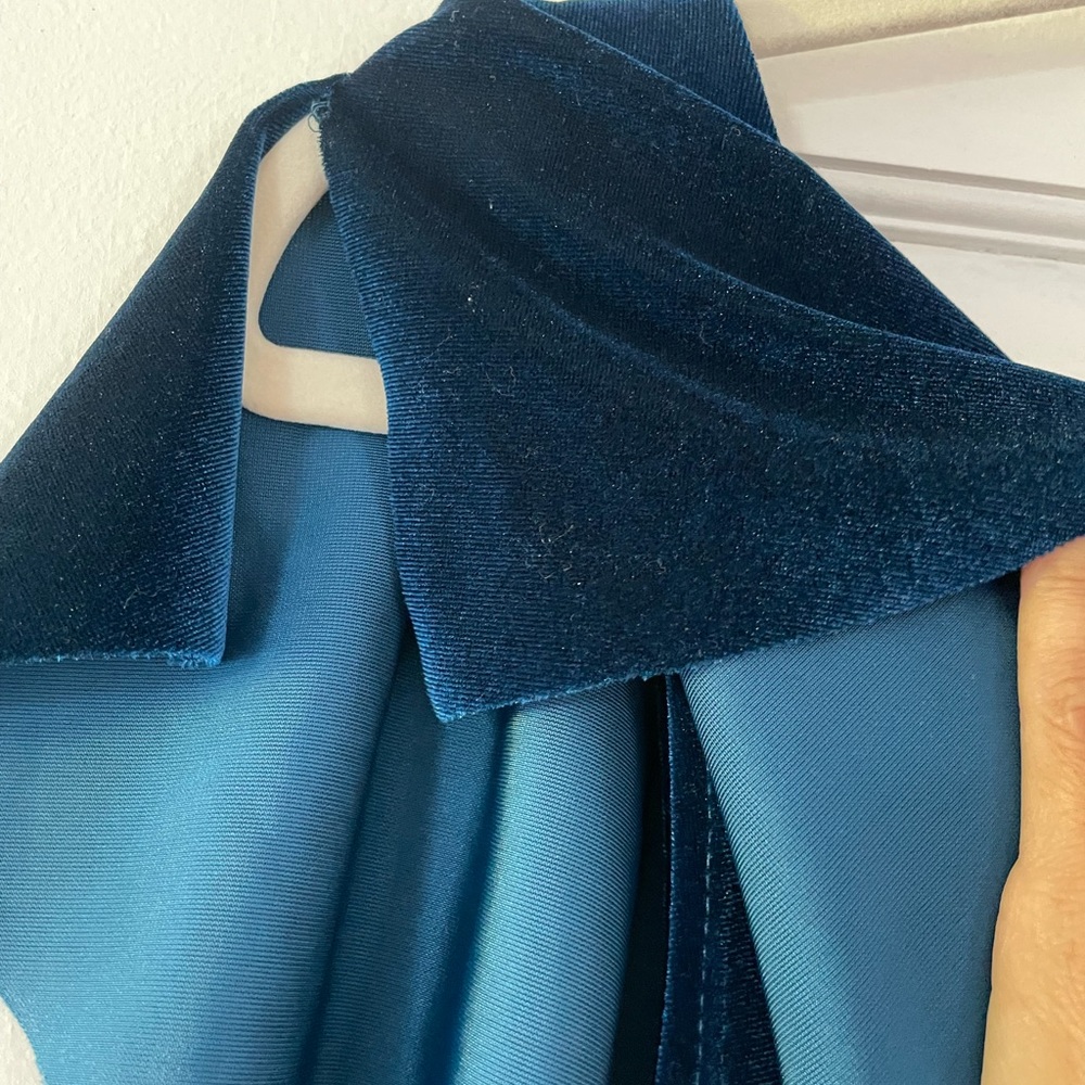 june & hudson Teal Velvet Midi Dress with Ruffle V-Neck - Picture 11 of 16